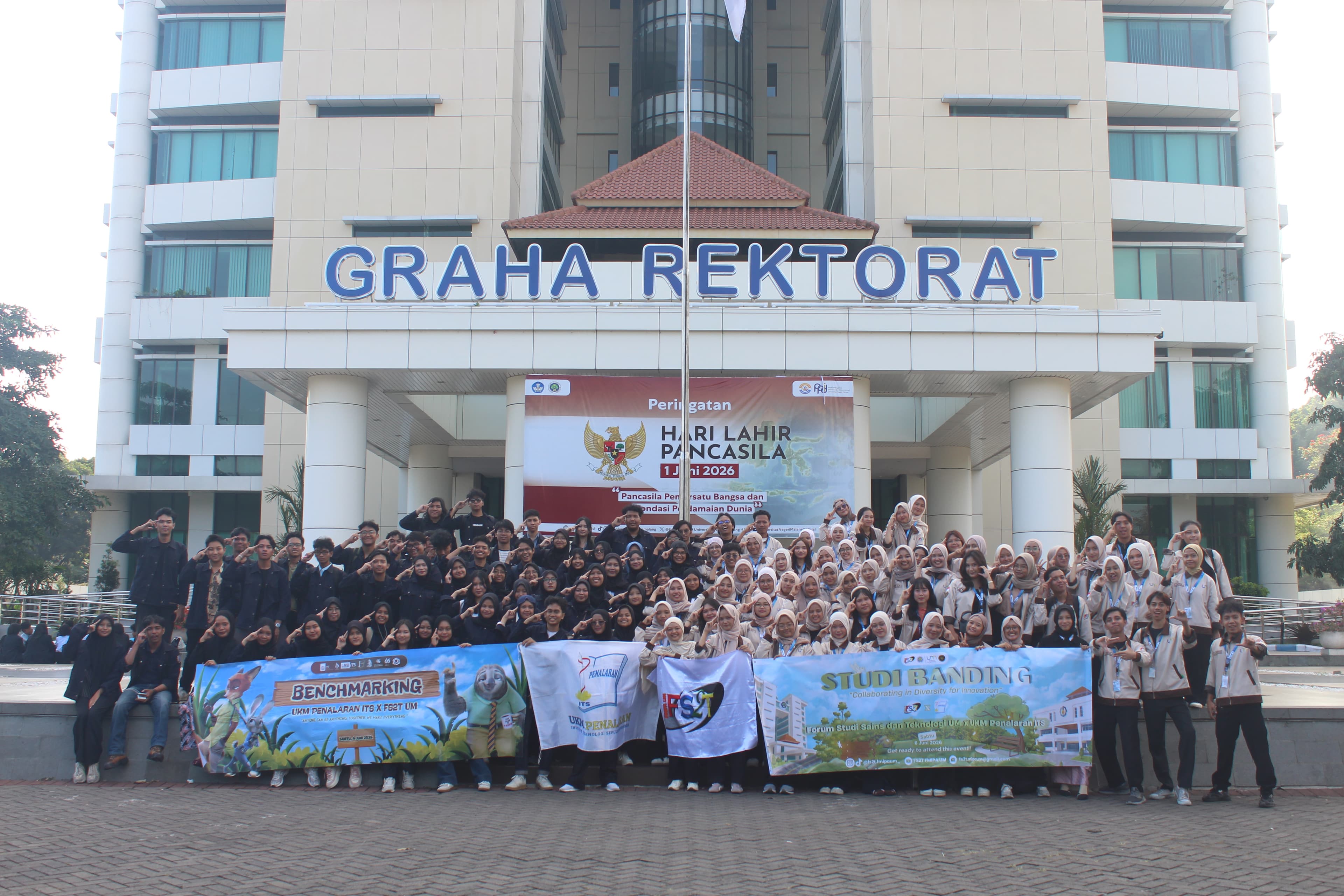 Studi Banding